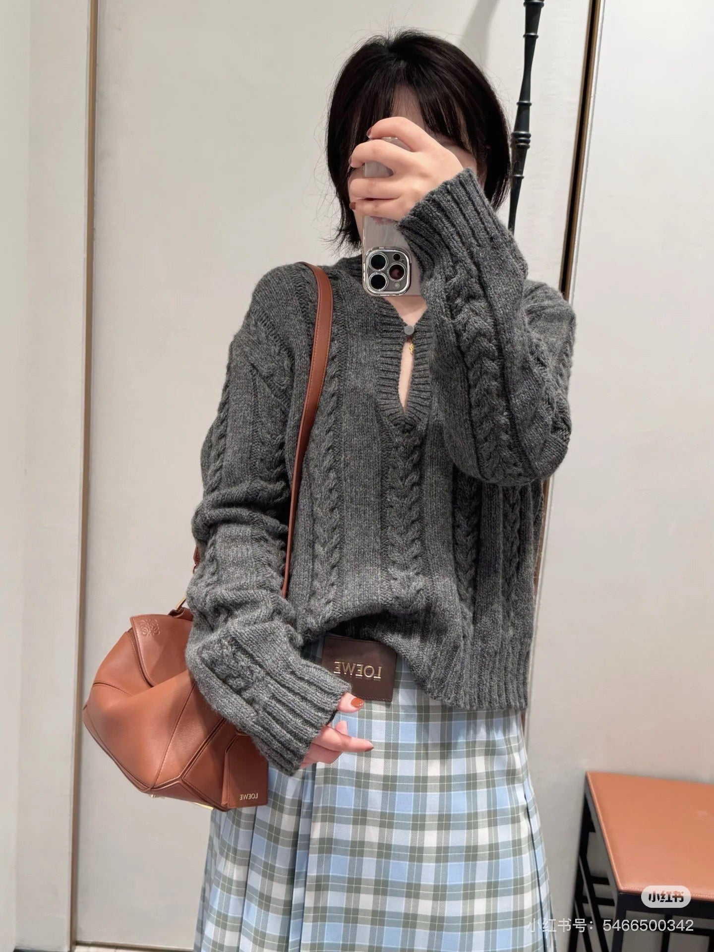 Loe NEW wool sweater