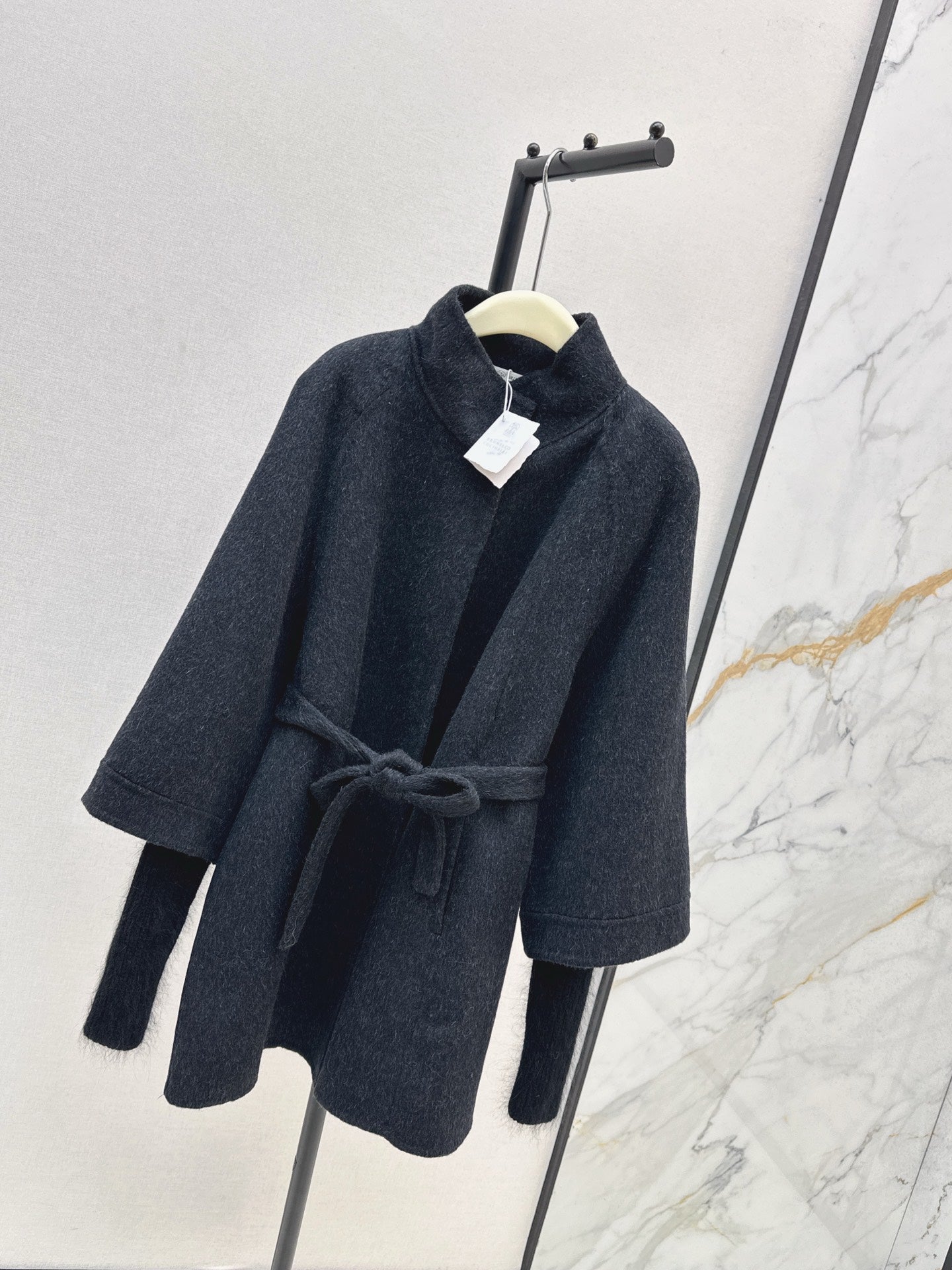 Brune NEW woolen coat