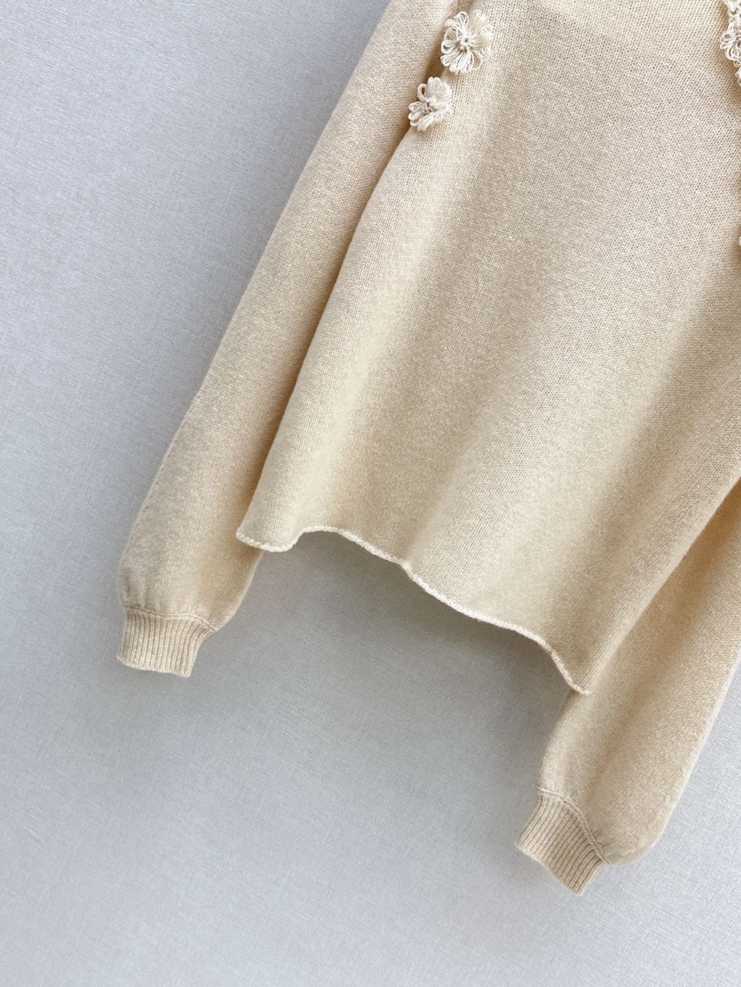 Miu NEW knitted sweater