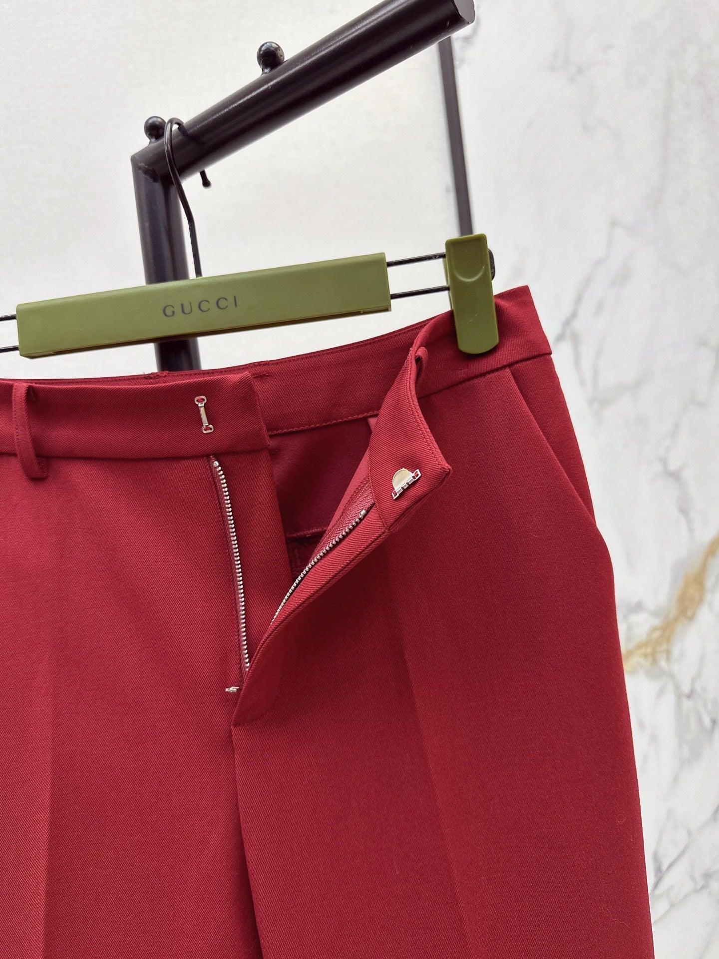 Guc NEW Straight pants