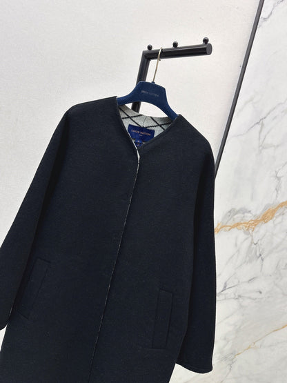 Louis NEW vwool coat