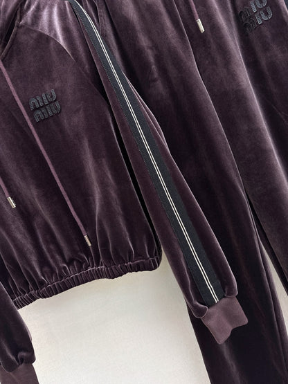 Miu NEW velvet suit