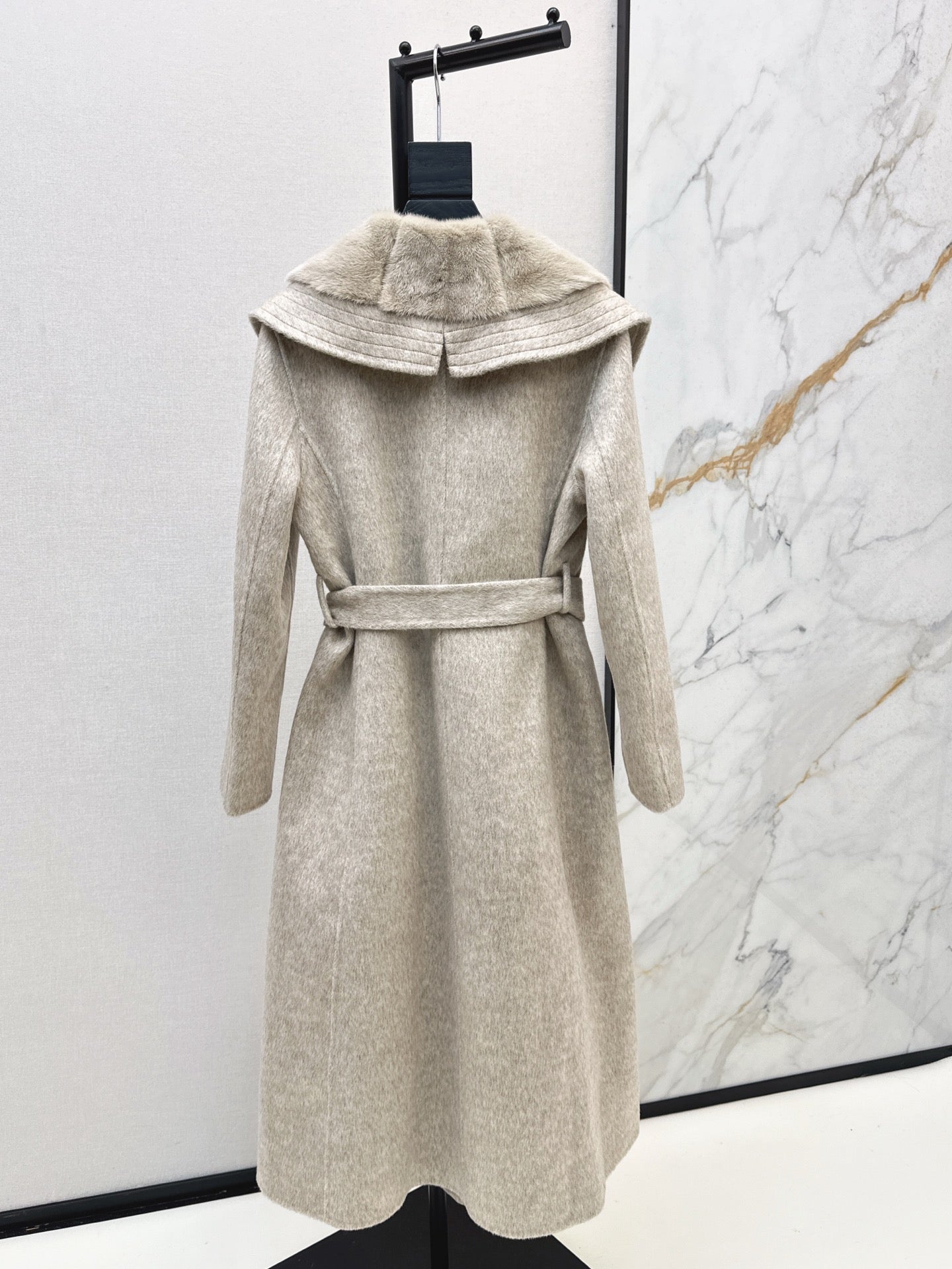 Loro NEW camel hair coat