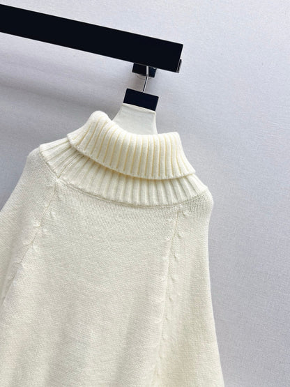 Fend NEW Turtleneck sweater