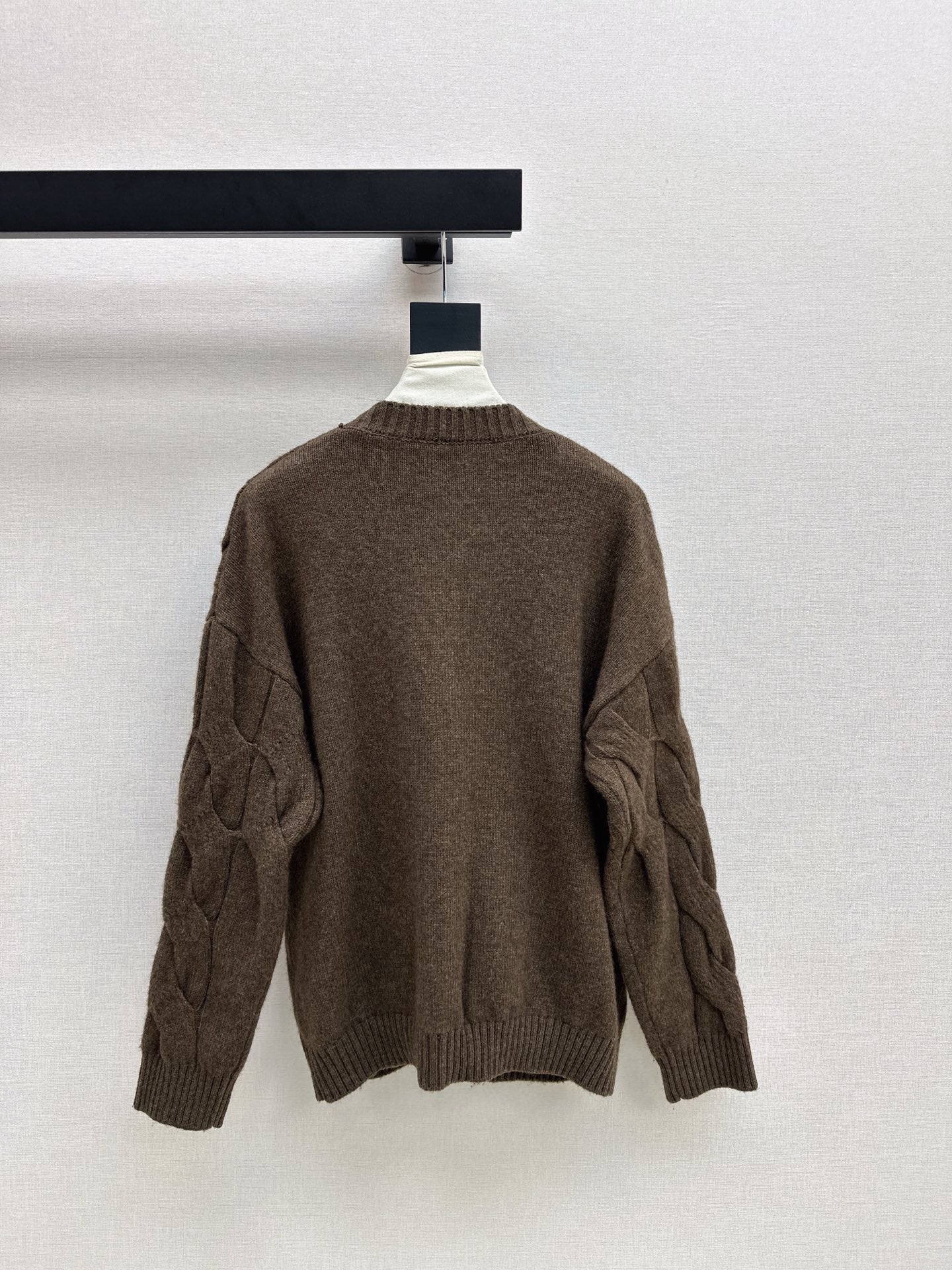 Loro NEW V-neck cardigan