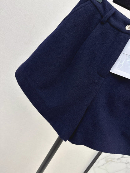 Chan NEW woolen shorts
