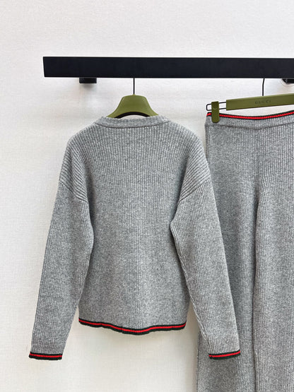 Guc NEW knitted suit