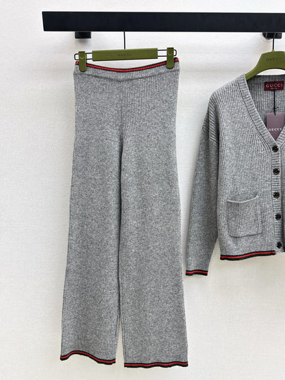 Guc NEW knitted suit