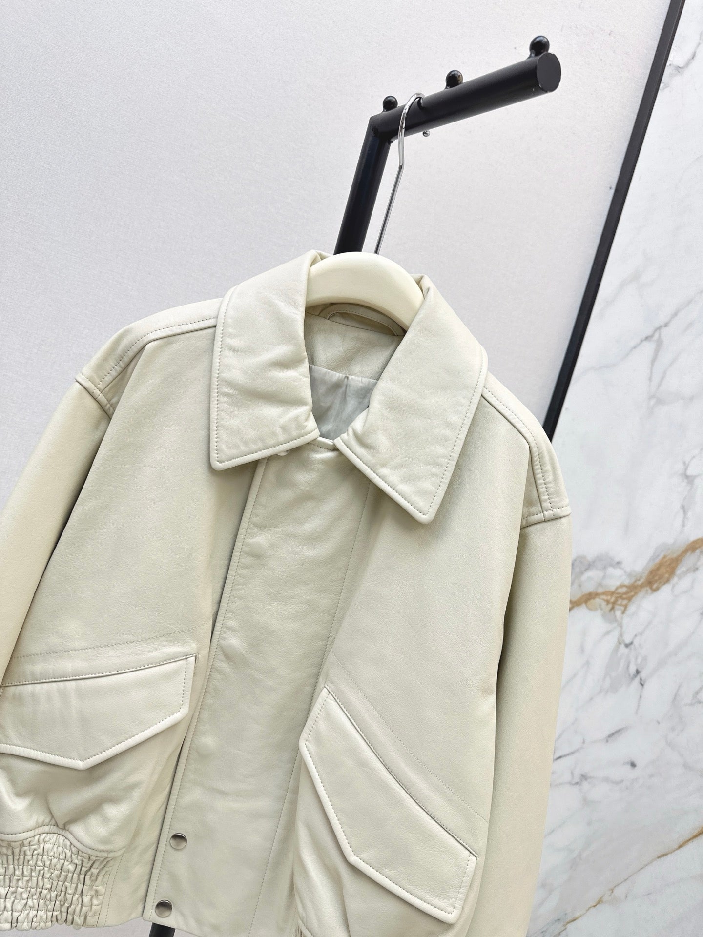 Lm NEW genuine leather jacket