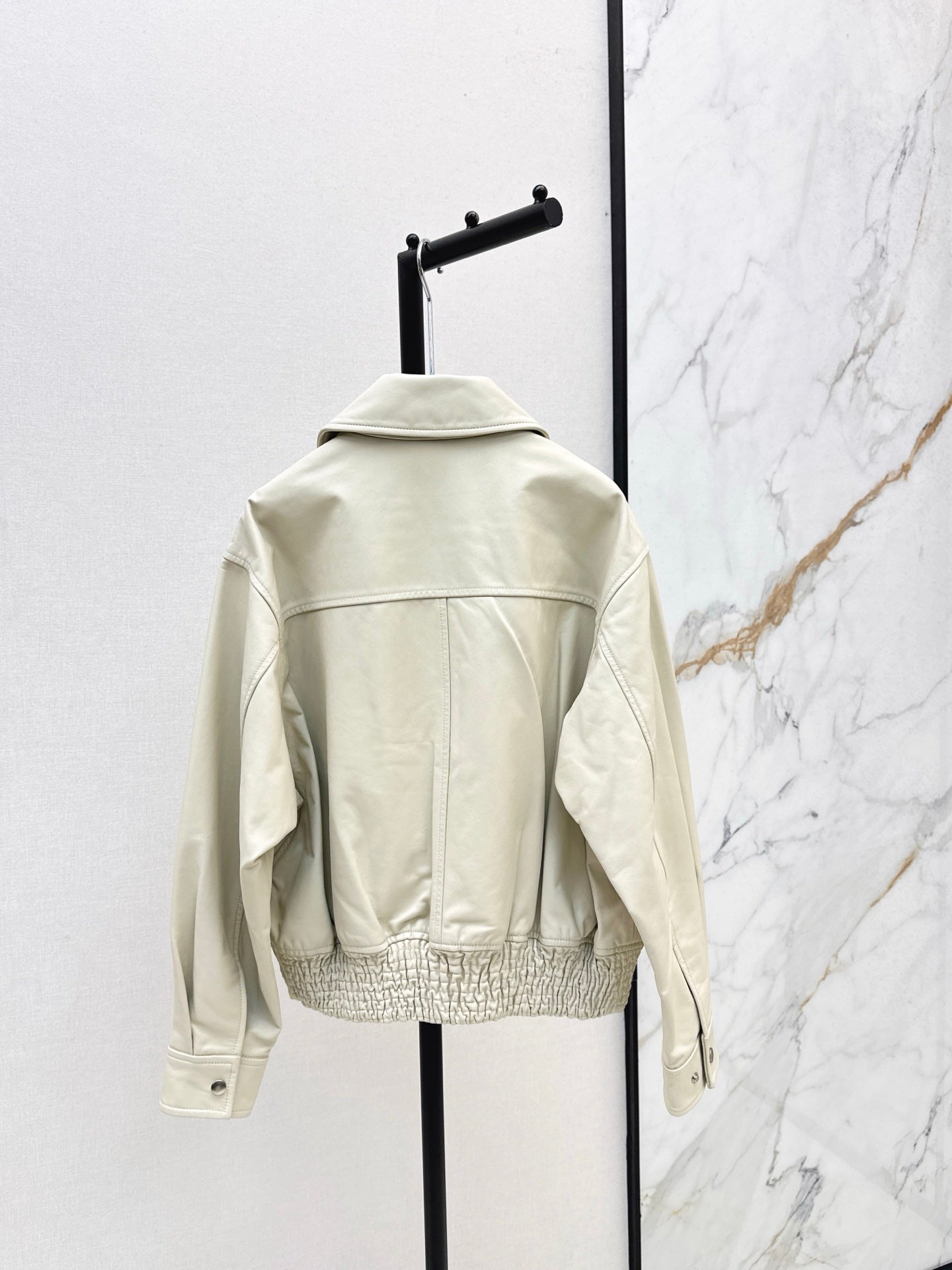 Lm NEW genuine leather jacket