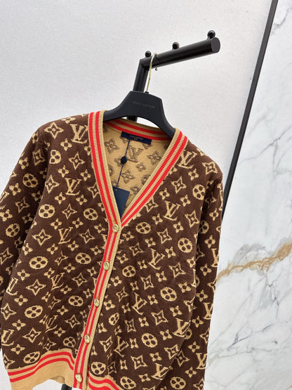 Louis NEW V-neck cardigan