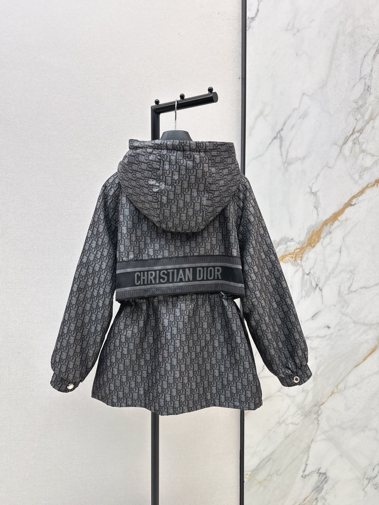 CD NEW Padded hooded jacket