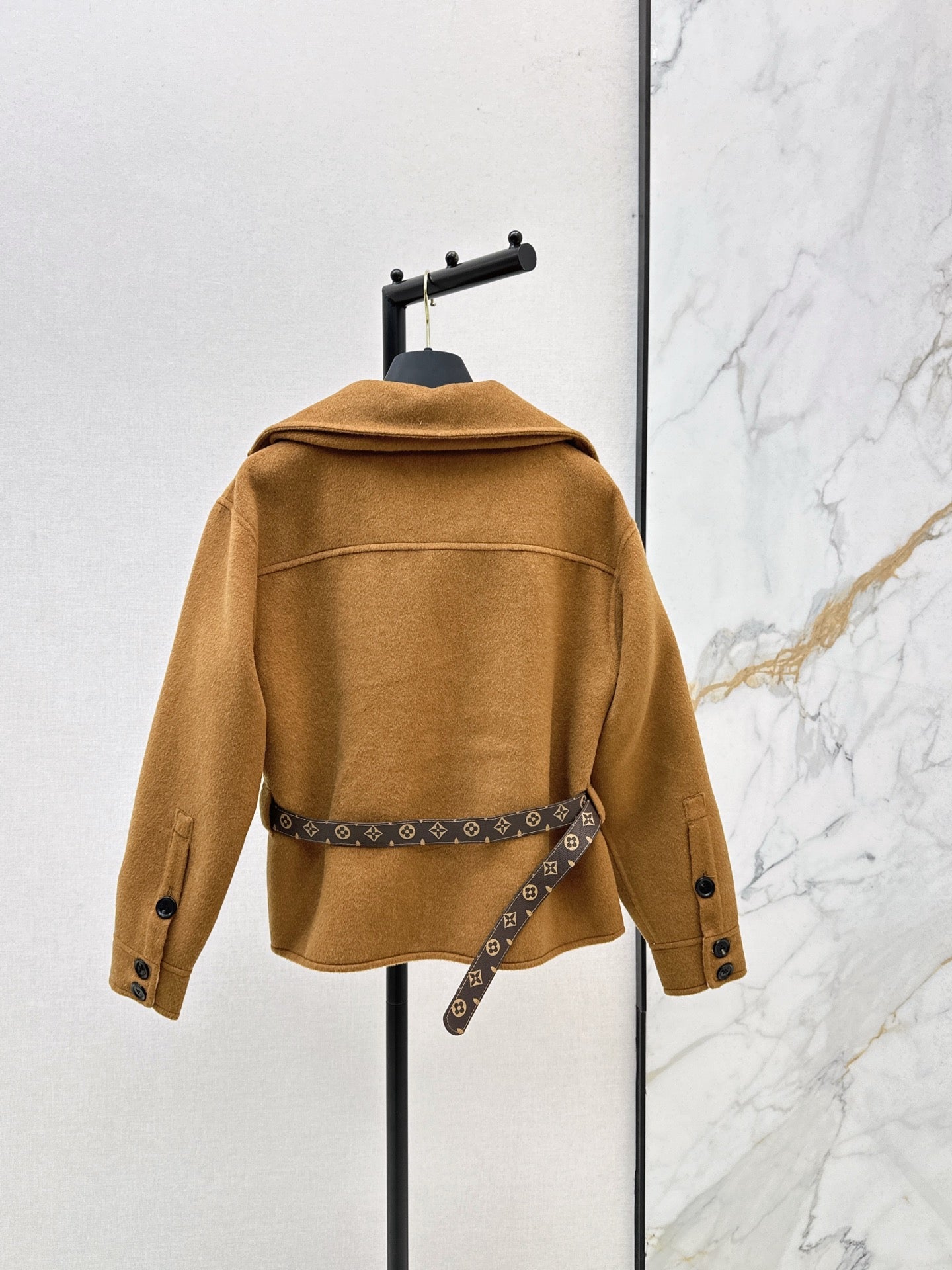 Louis NEWwool jacket