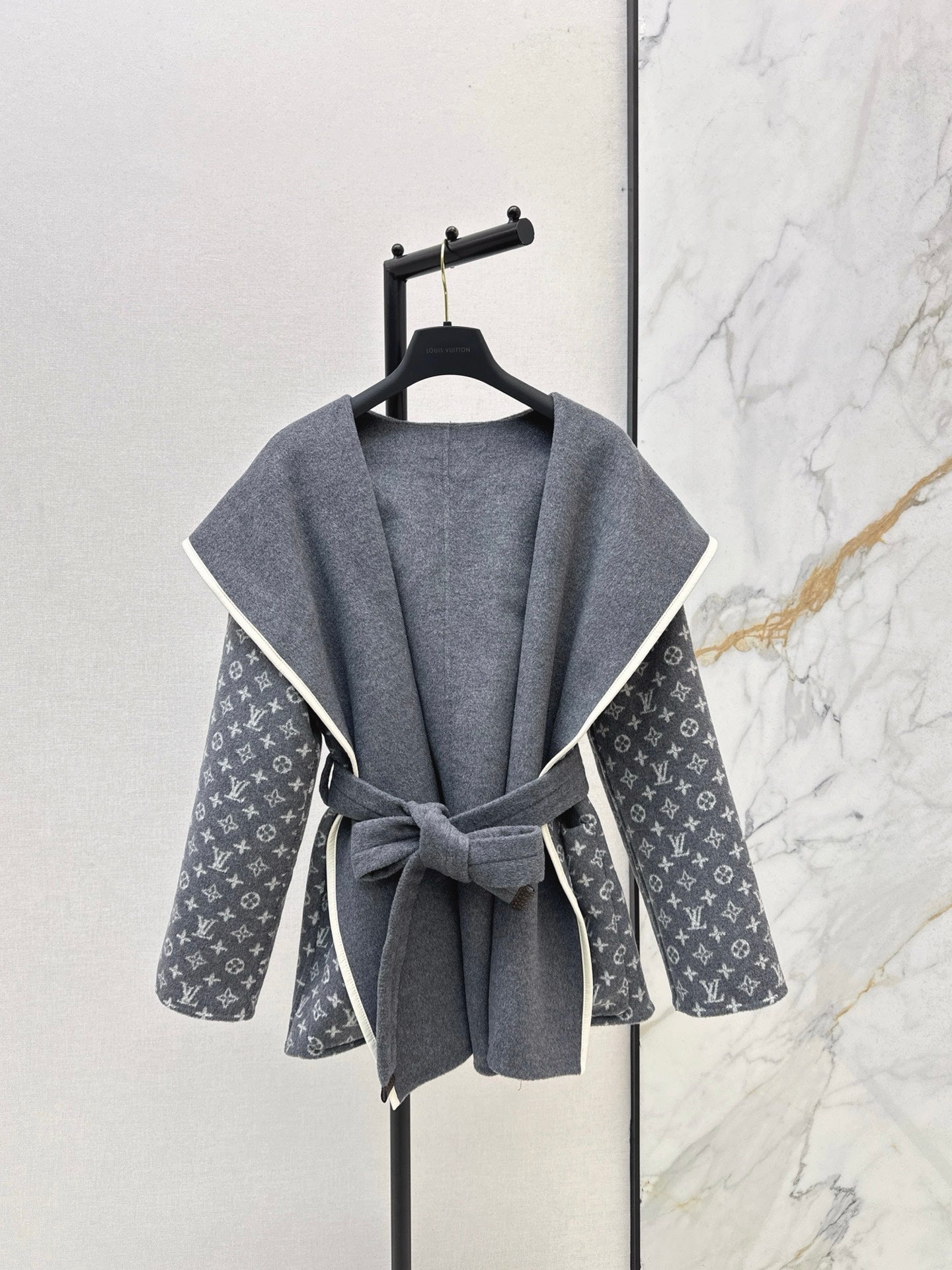 Louis NEW  wool hooded jacket