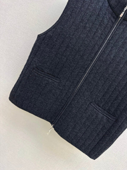 Brune NEW knitted vest