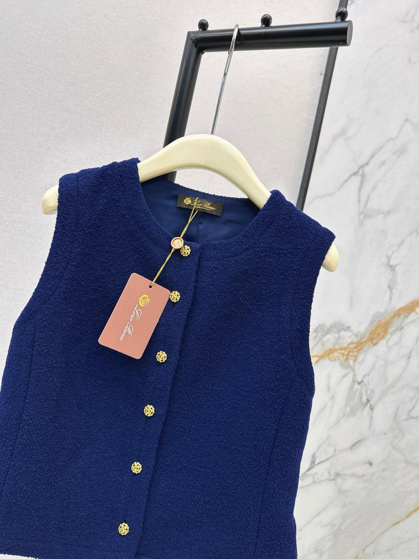 Loro NEW woolen vest