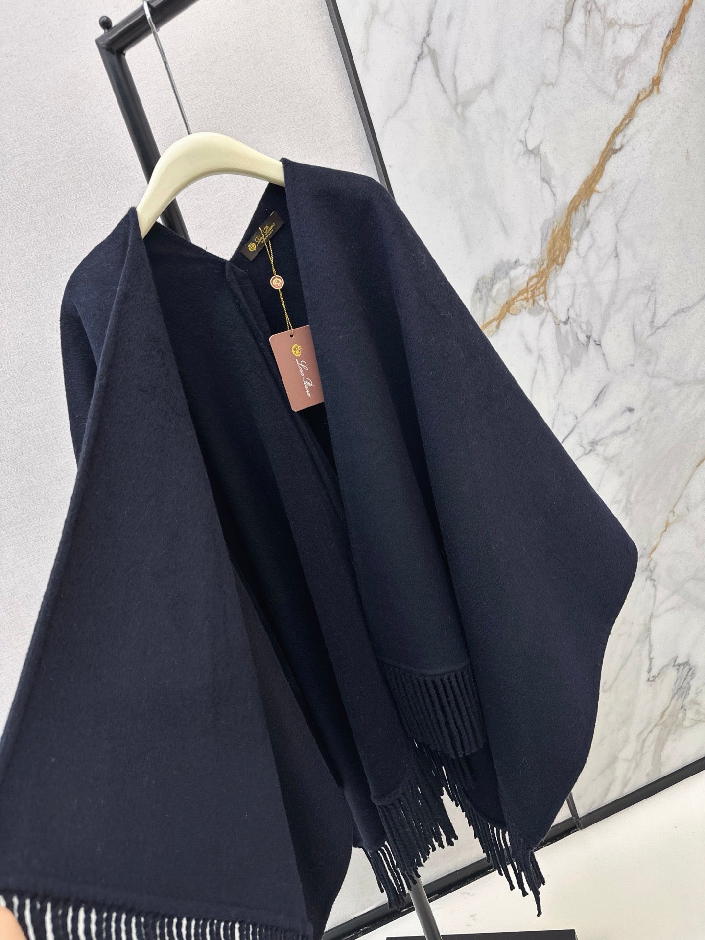 Brune NEW wool shawl