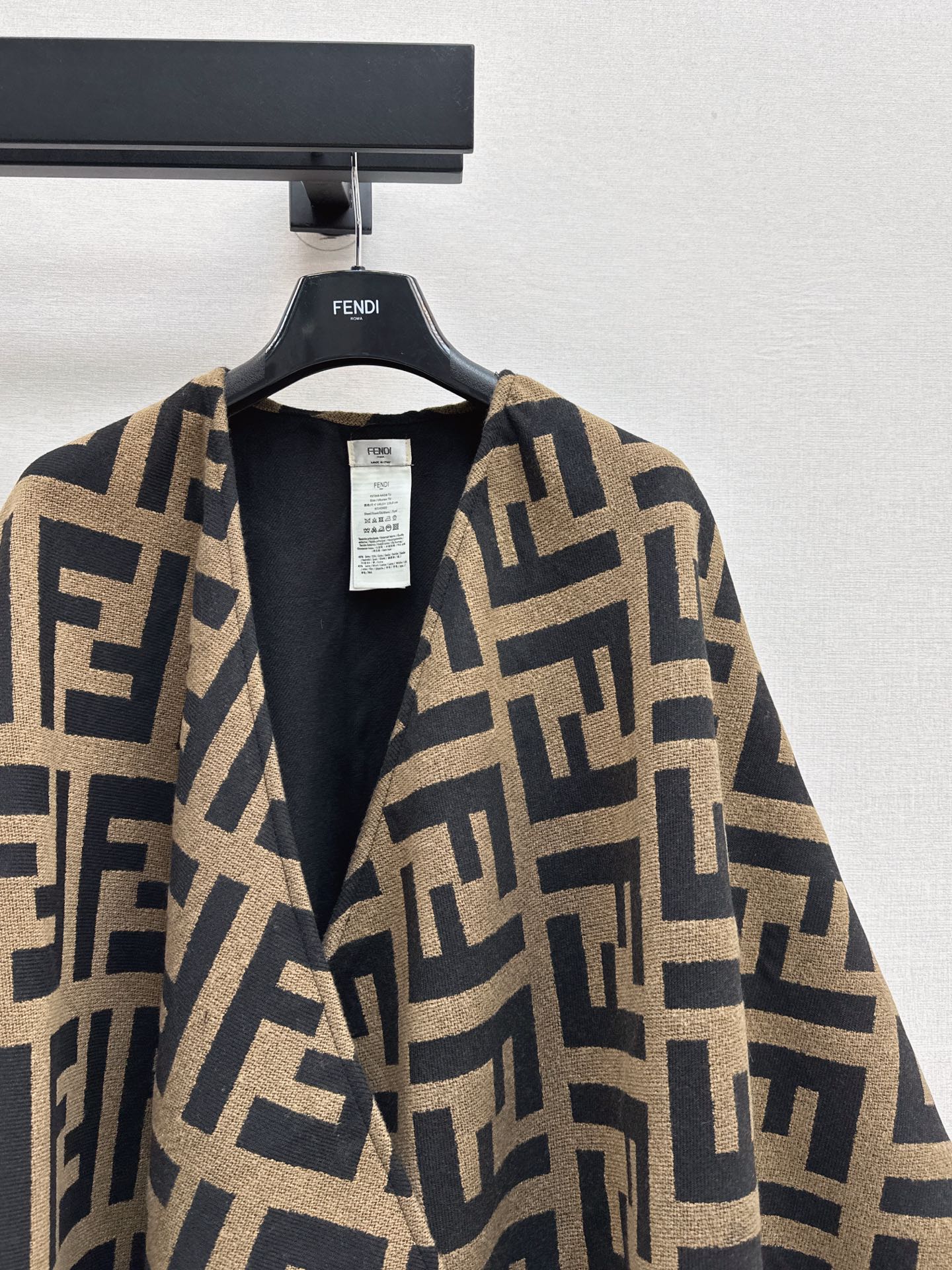 Brune NEW wool shawl