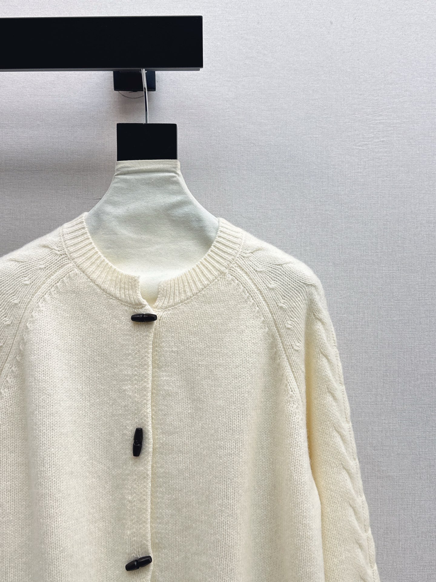 Max NEW Crew neck cardigan