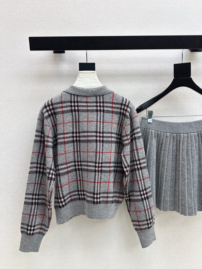 Bur NEW Plaid polo shirt and skirt suit