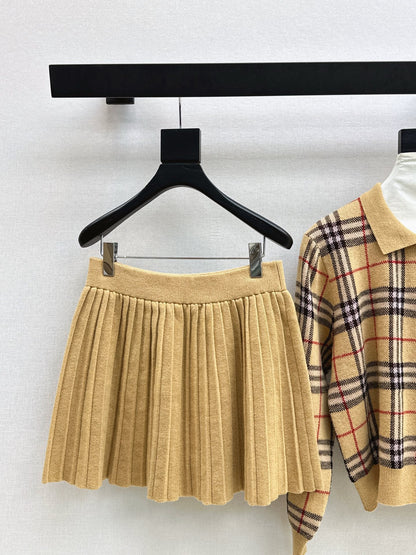 Bur NEW Plaid polo shirt and skirt suit