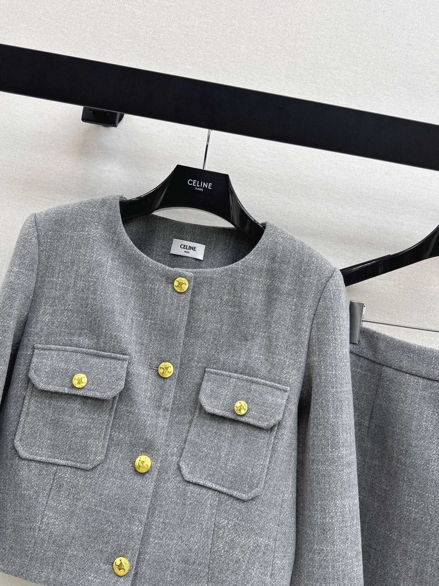 Guc NEW Jacket + slit skirt suit