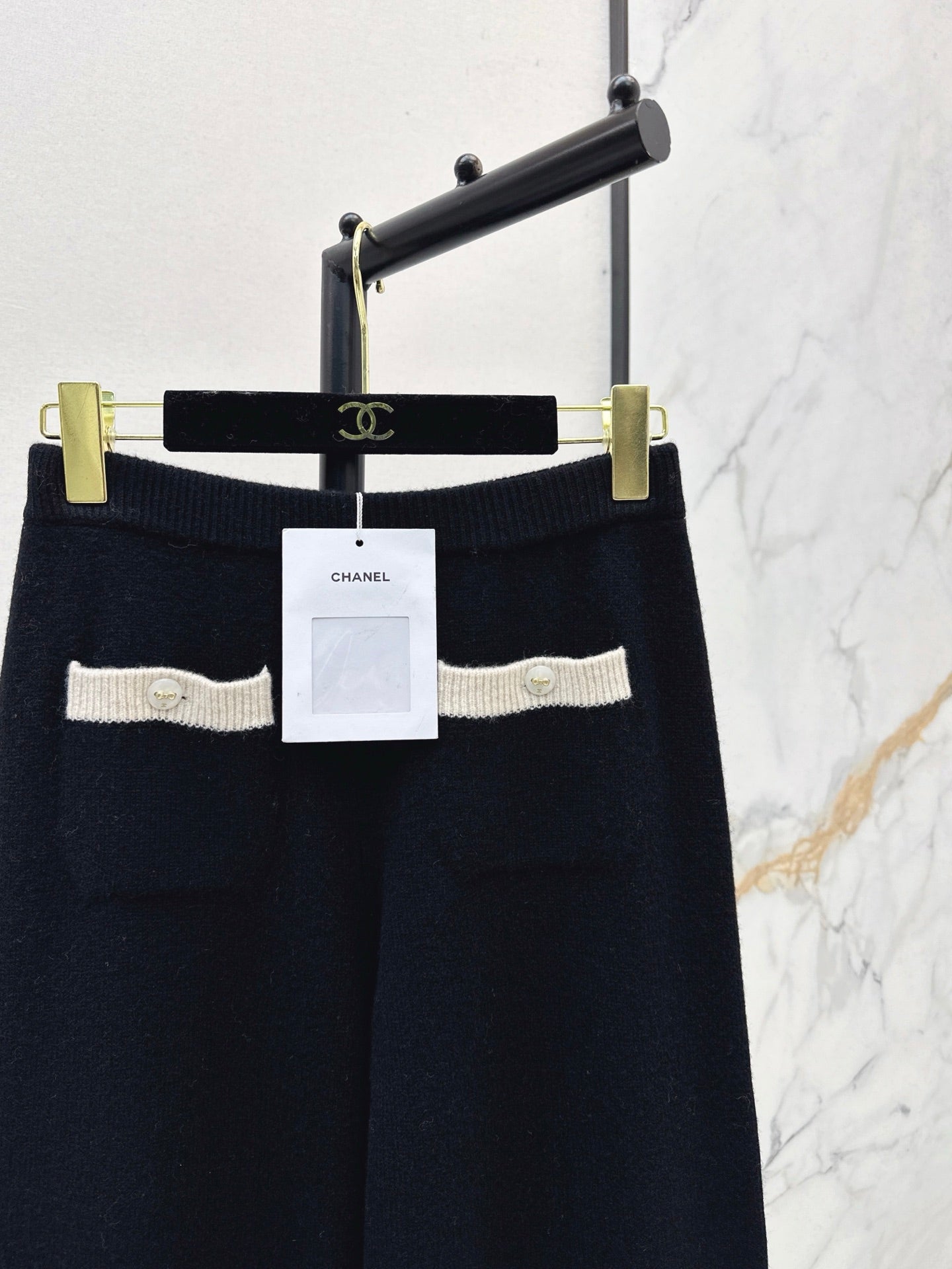 Chan NEW Color block pants