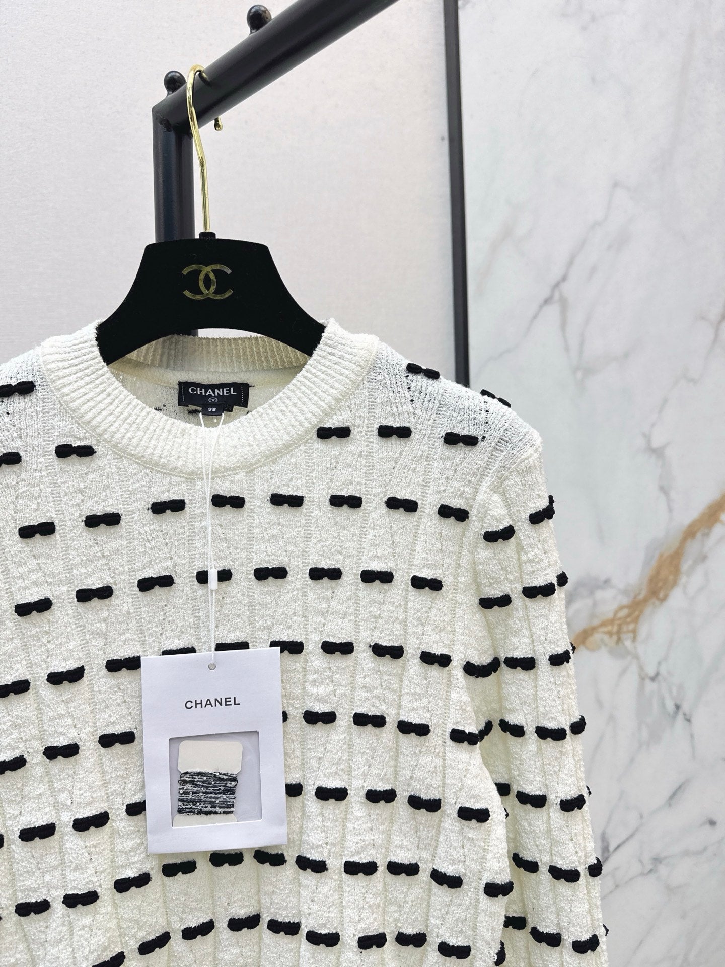 Chan NEW knitted sweater