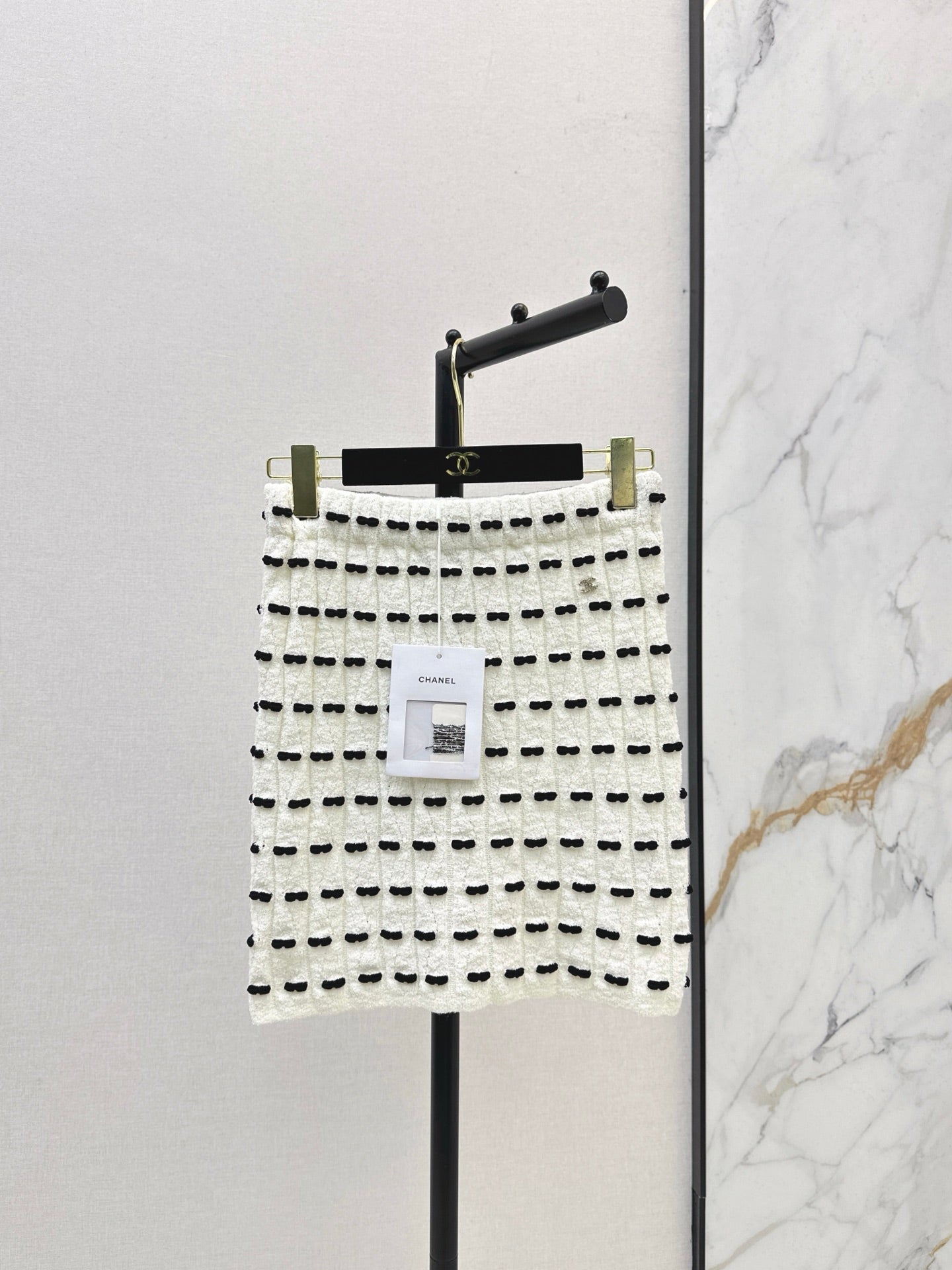 Chan NEW knitted skirt