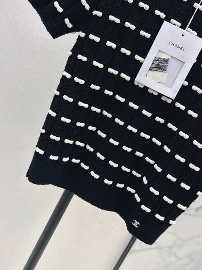 Chan NEW knitted sweater