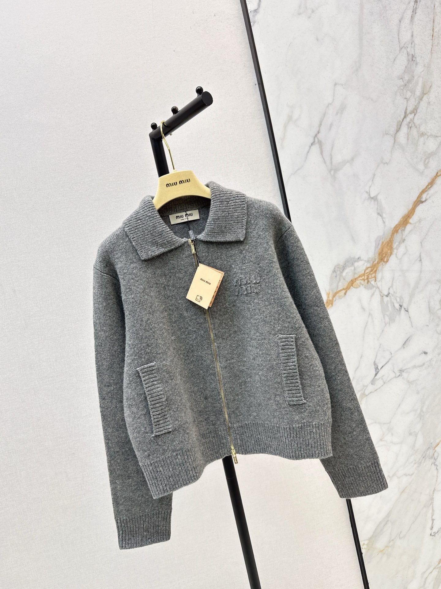 Miu NEW wool cardigan