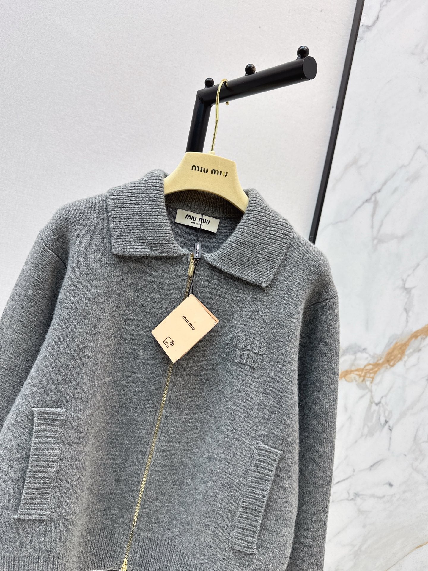 Miu NEW wool cardigan