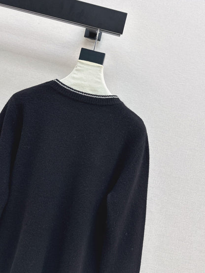 CD NEW embroidered sweater