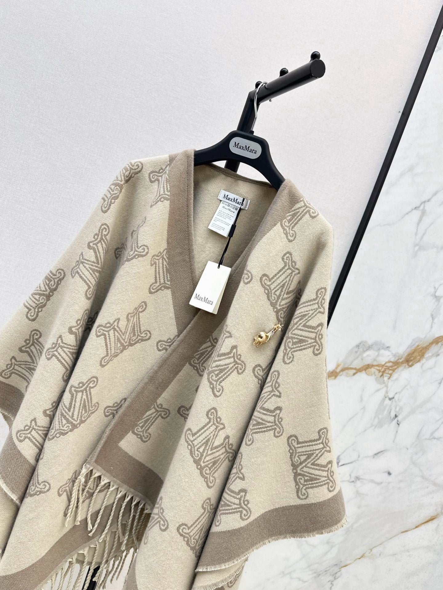 Max NEW Wool scarf cloak