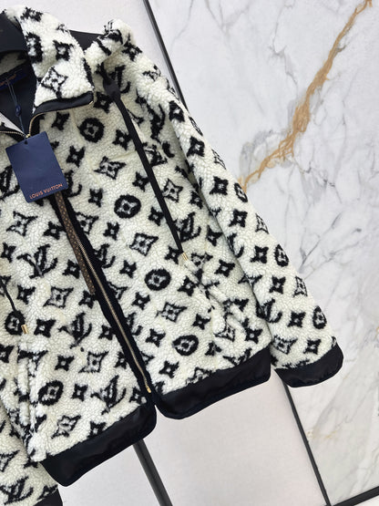 Louis NEW Plush hooded jacket