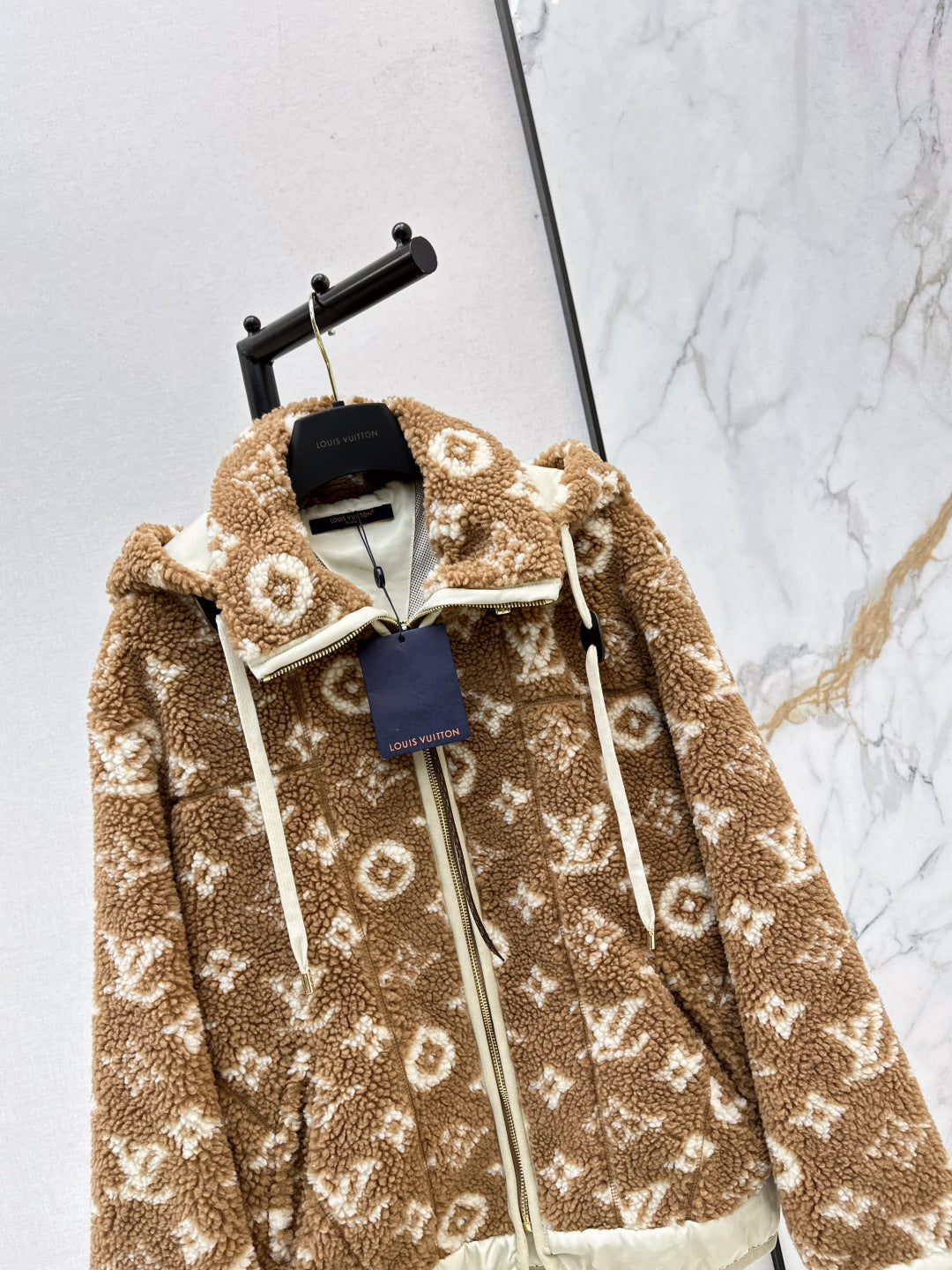 Louis NEW Plush hooded jacket