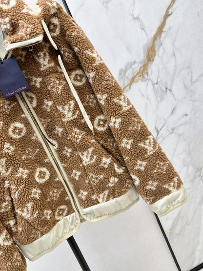 Louis NEW Plush hooded jacket