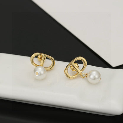 CD New Pearl earrings
