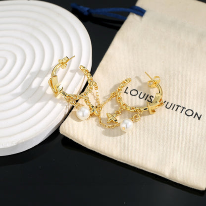 Louis New Pearl earrings