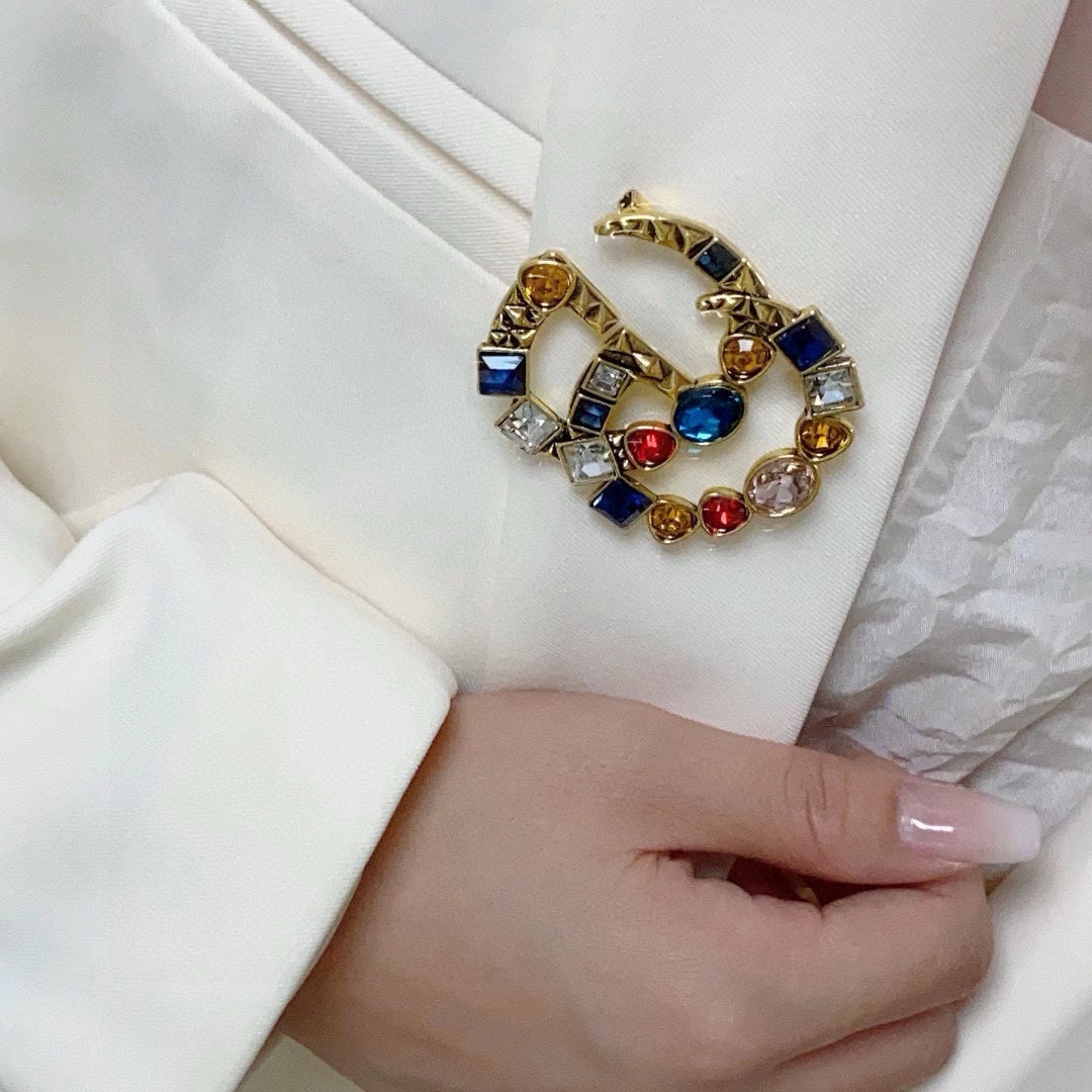 Guc New Colorful diamond brooch
