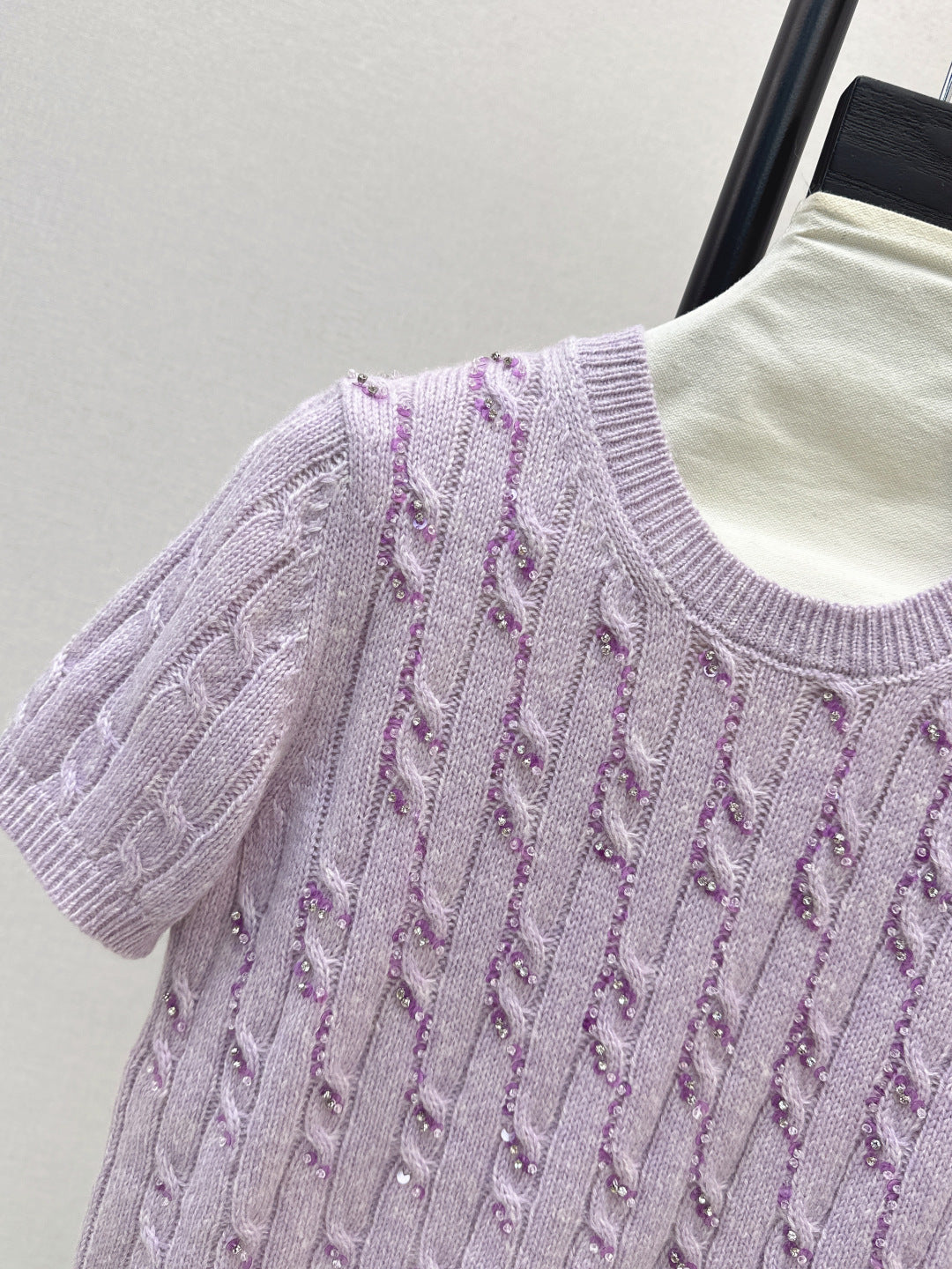 Guc NEW Wool knitted sweater