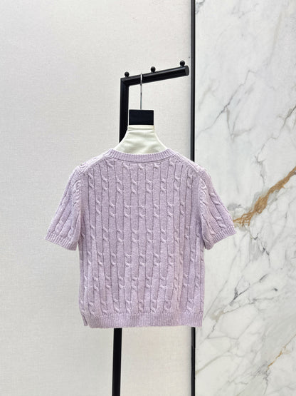 Guc NEW Wool knitted sweater