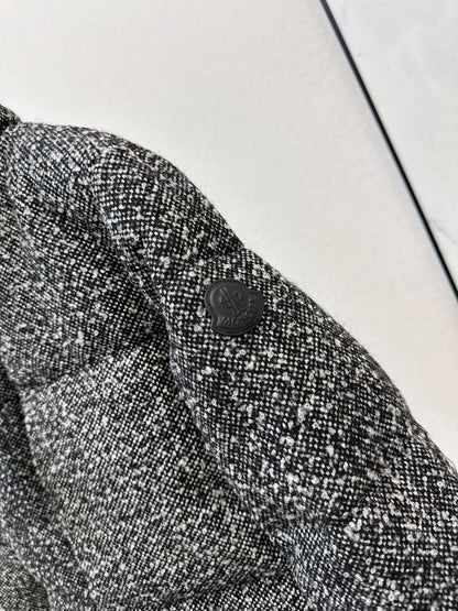 Monc NEW Down jacket