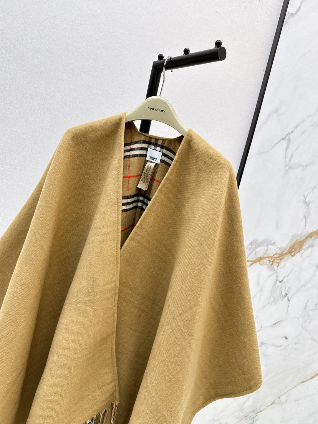 Bur NEW Reversible wool cape