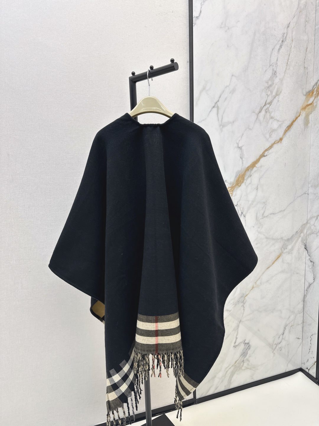 Bur NEW Reversible wool cape