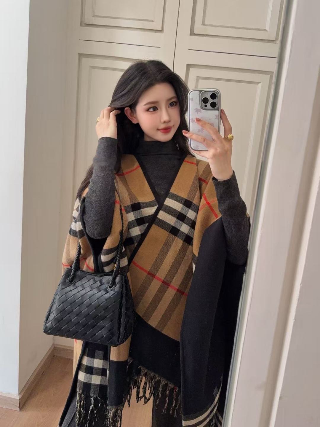 Bur NEW Reversible wool cape