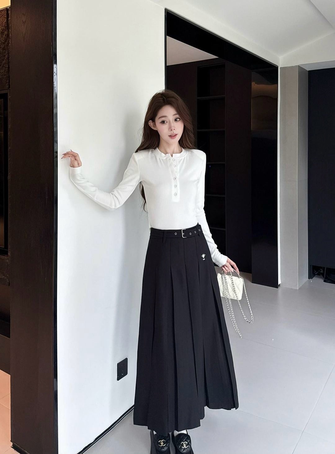 CD NEW pleated skirt