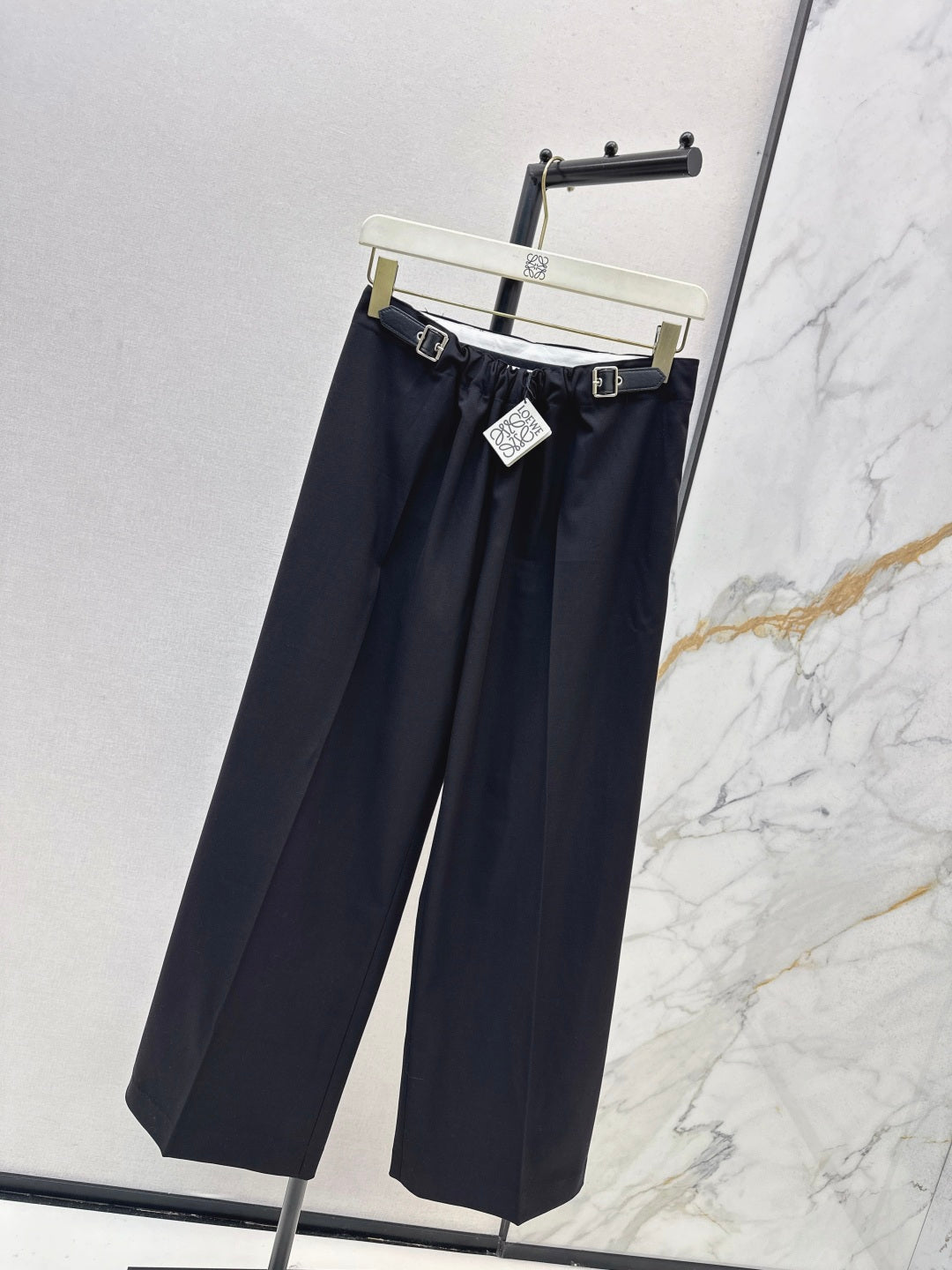 Loe NEW Straight-leg pants