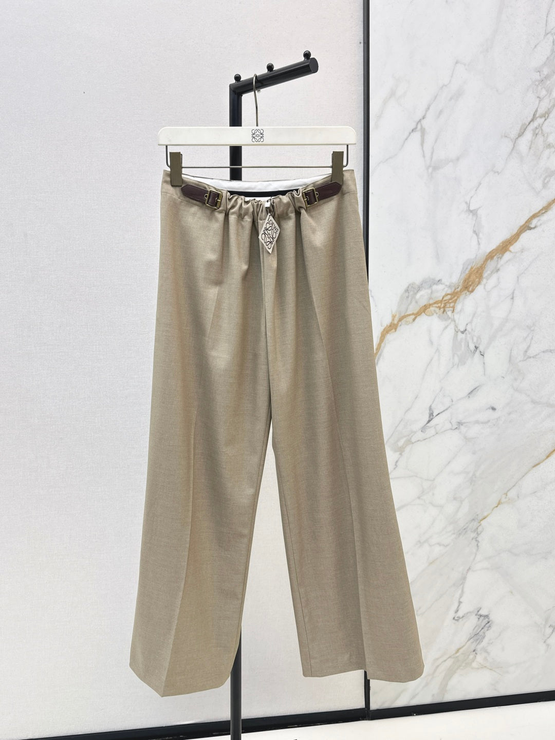 Loe NEW Straight-leg pants