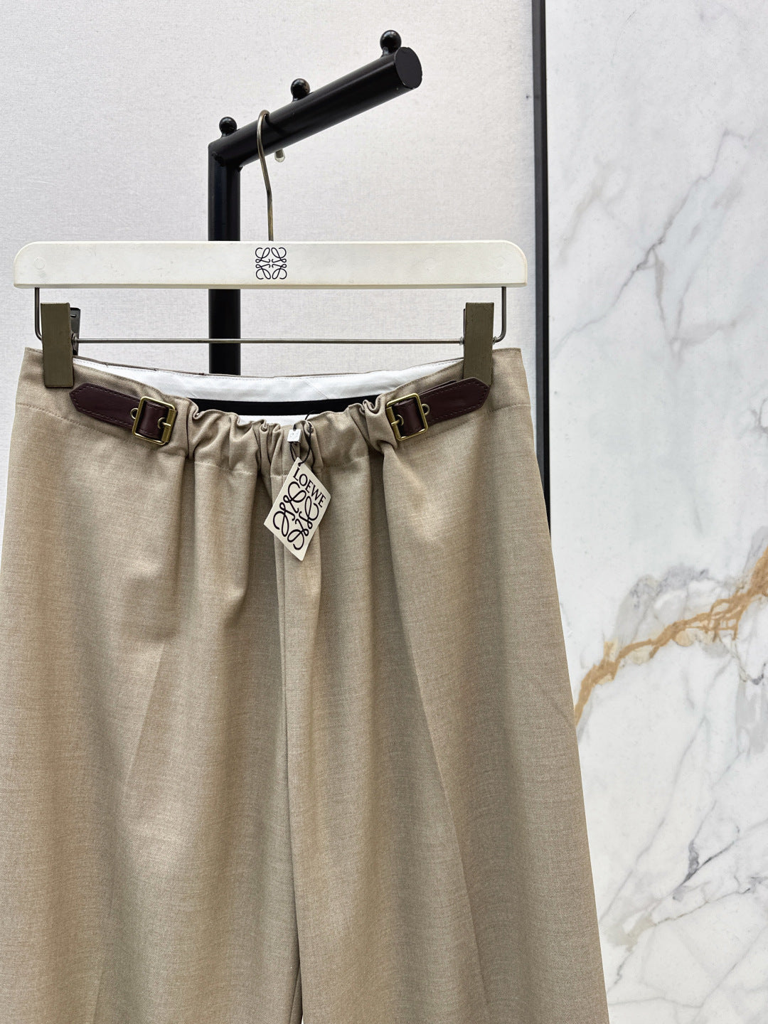 Loe NEW Straight-leg pants